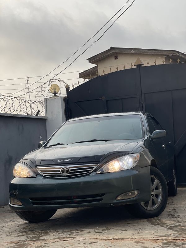 Thumbnail 2 of 2003 Toyota Camry XLE